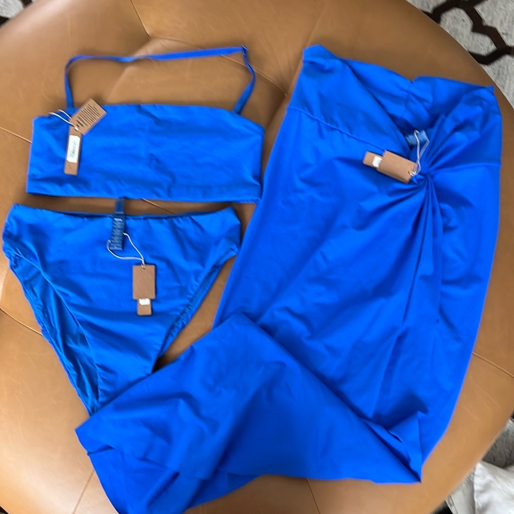 Skims bandeau/mid waist swimsuit with sarong